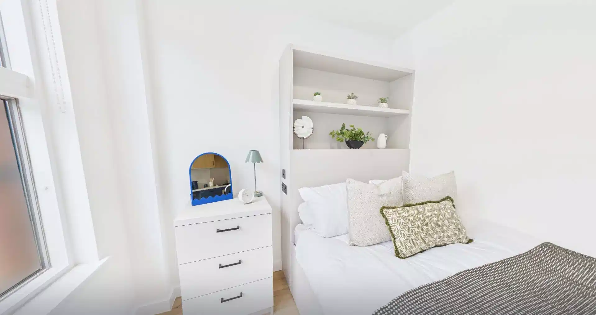 Classic Studio - Bedroom