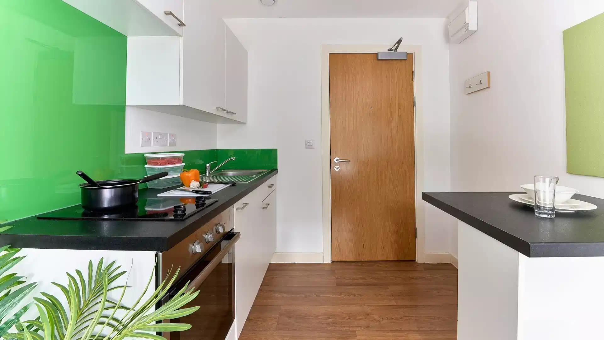 Gold Studio - Kitchen