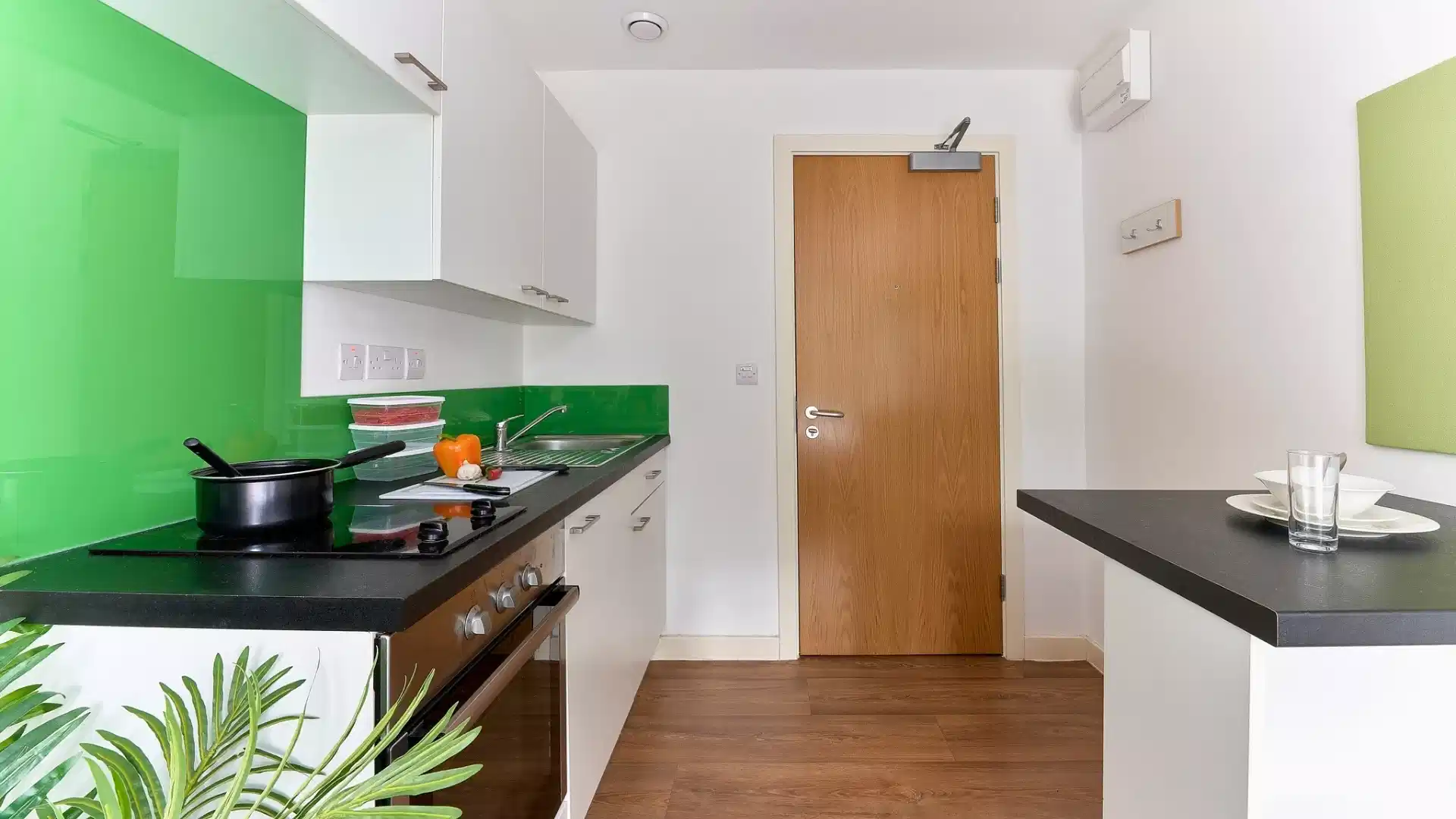 Silver Studio - Kitchen