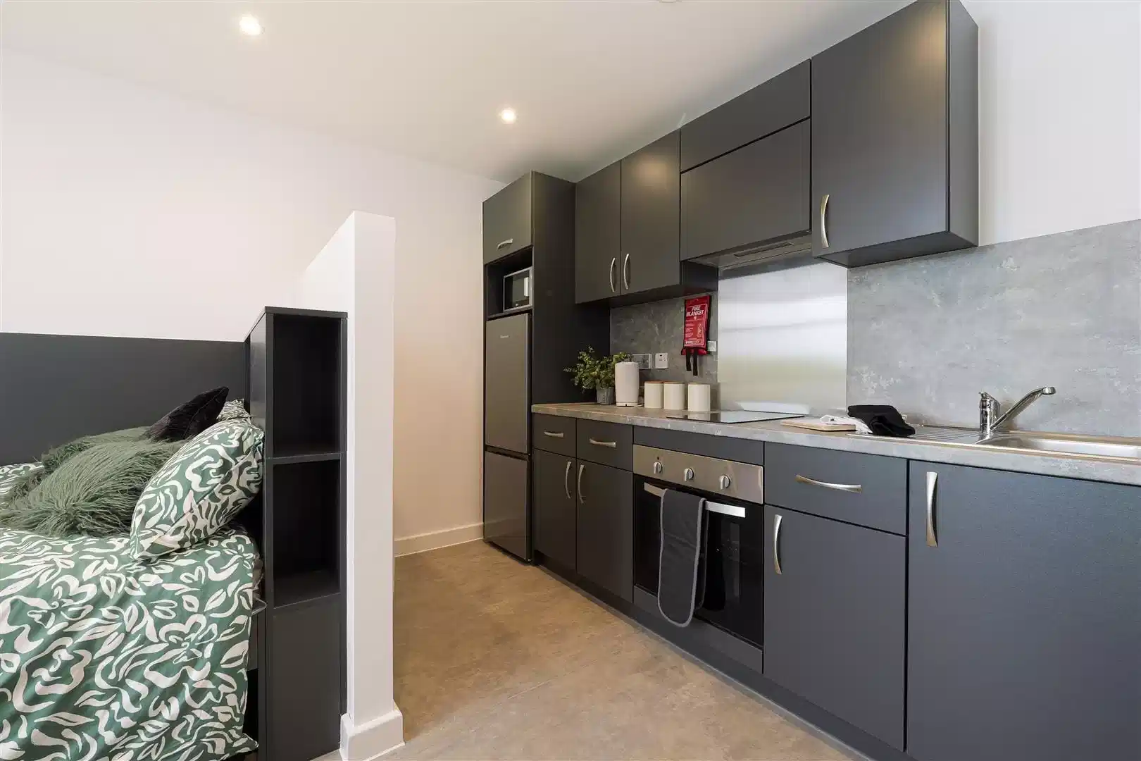 Studio Style U06 - Kitchen