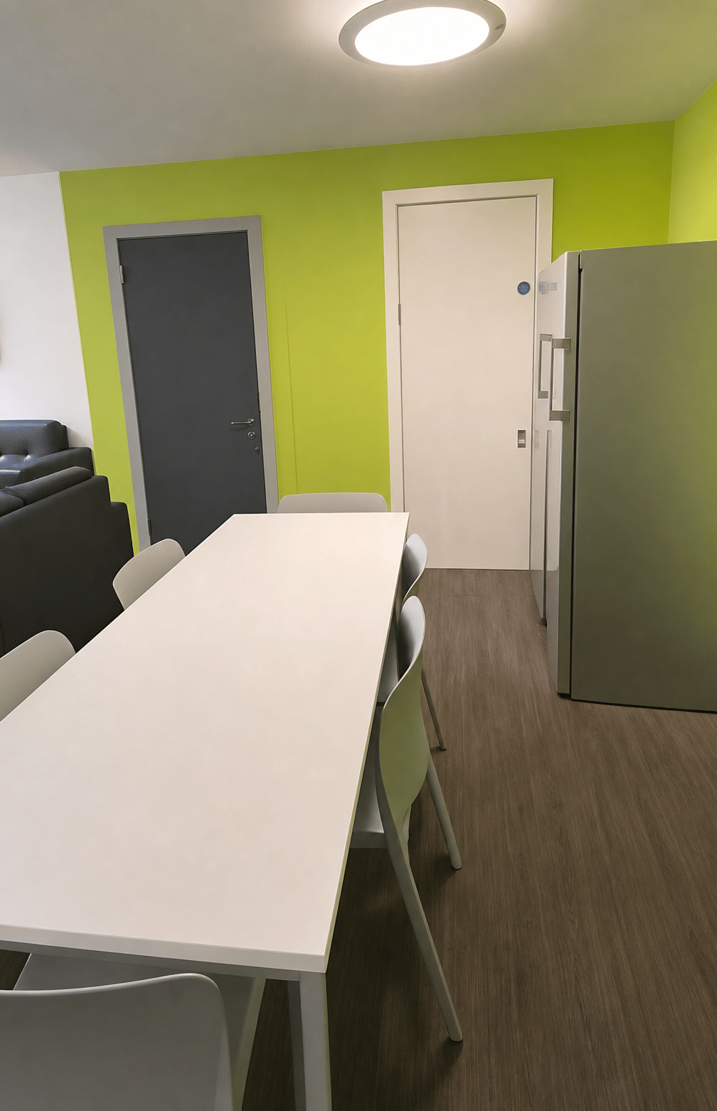 Ensuite Bedroom (8 Bed) - Kitchen