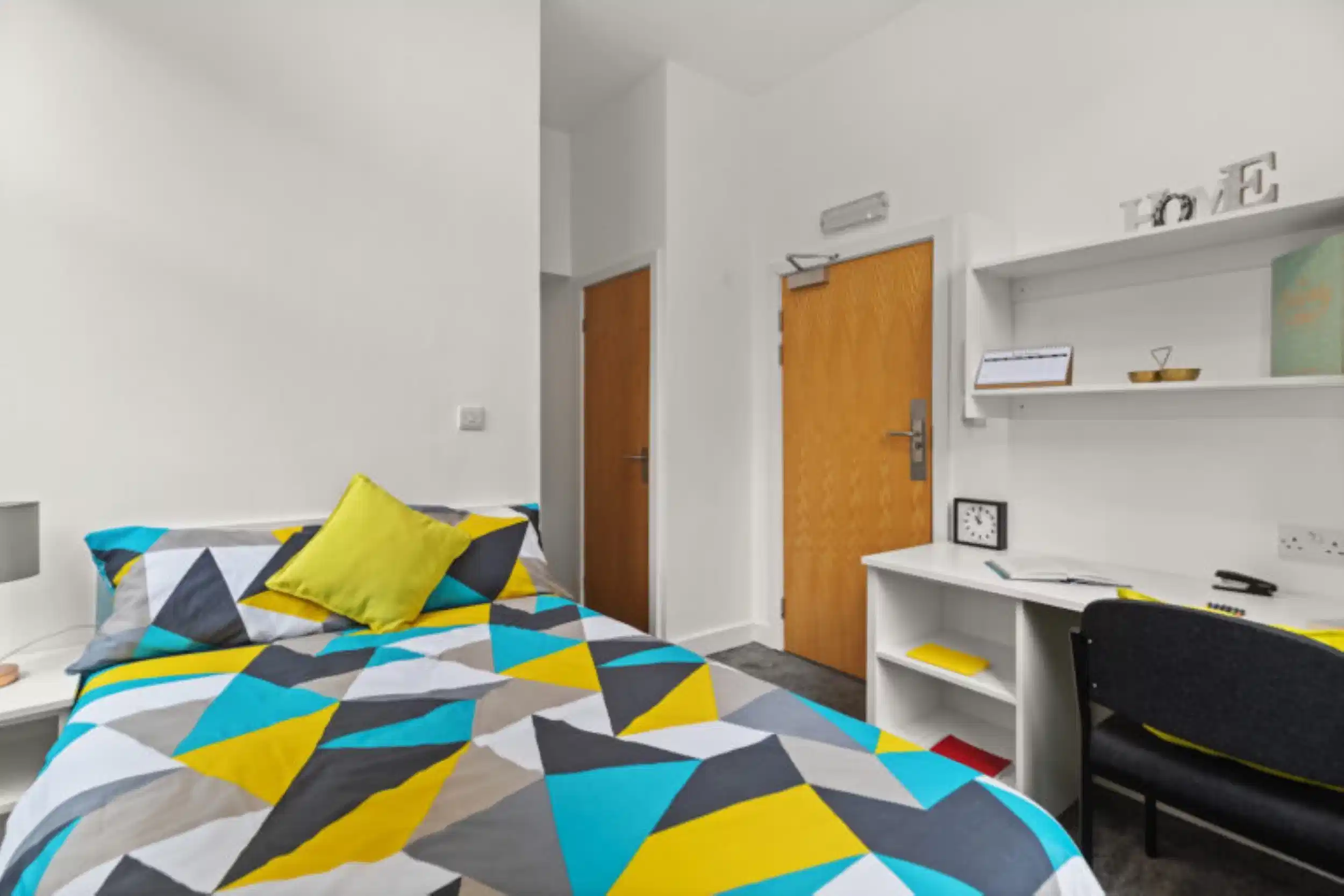 Silver Ensuite - Bedroom