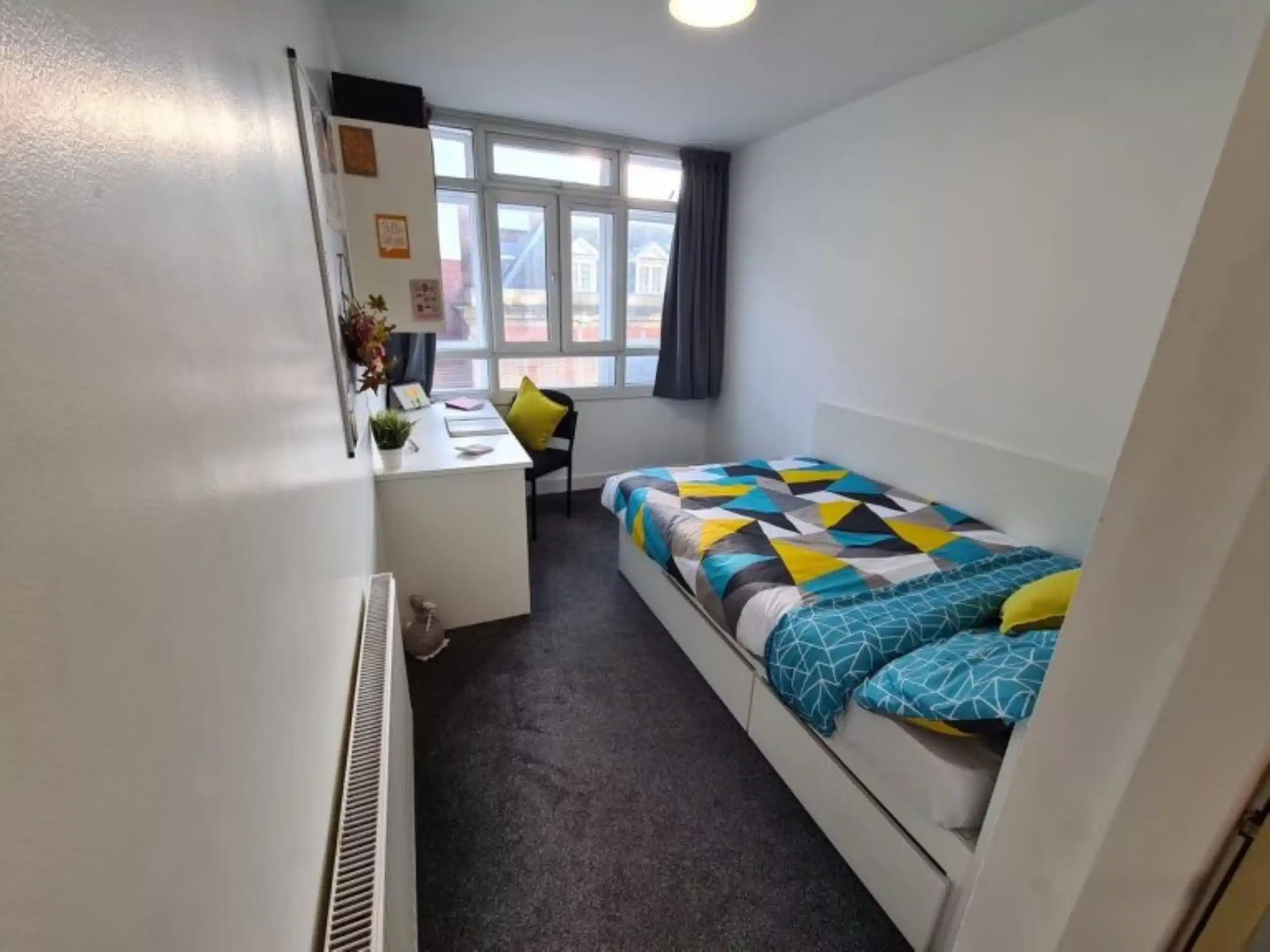 Silver Ensuite - Bedroom