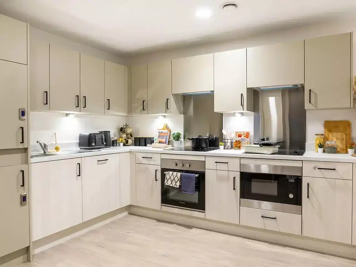 Classic Ensuite  - Kitchen