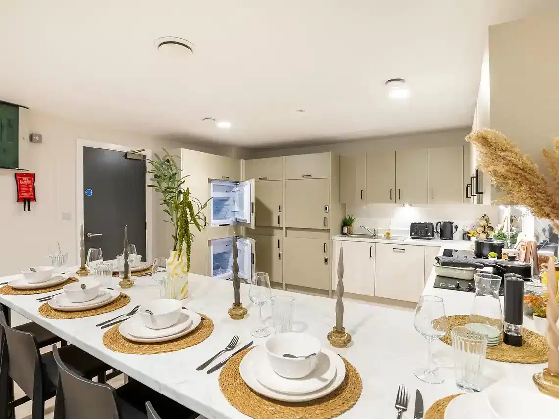 Classic Ensuite  - Kitchen