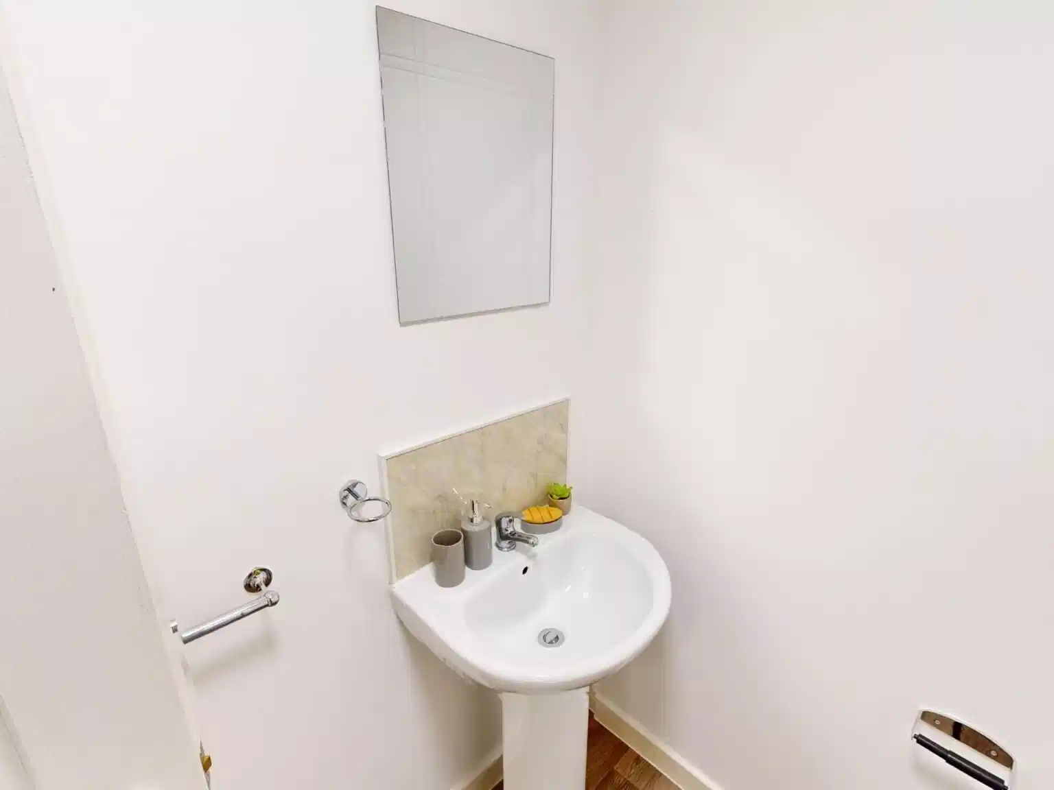 Classic Studio - Bathroom