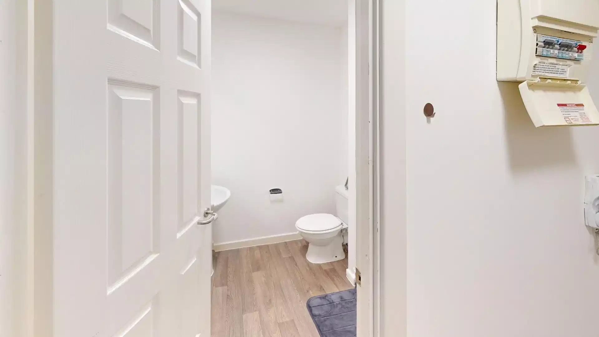 Classic Studio - Bathroom