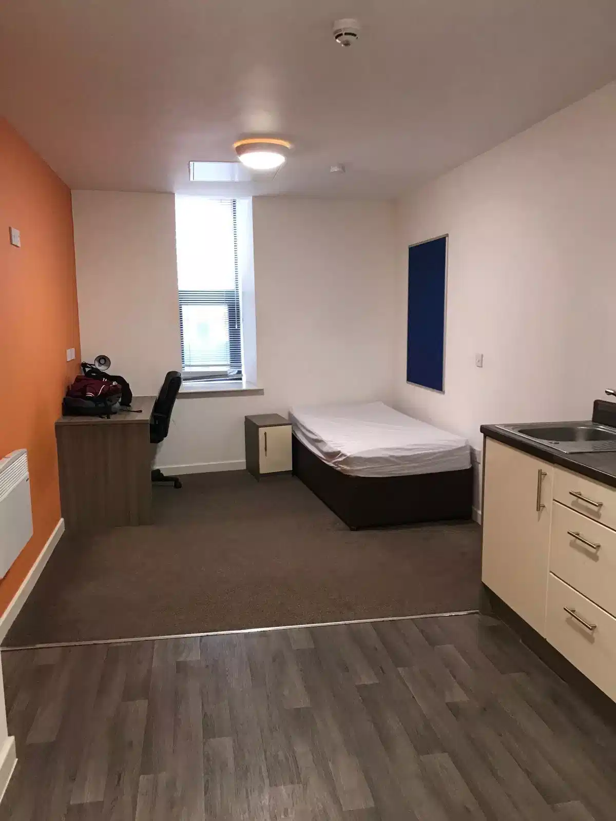 Premium Studio - Single - Bedroom