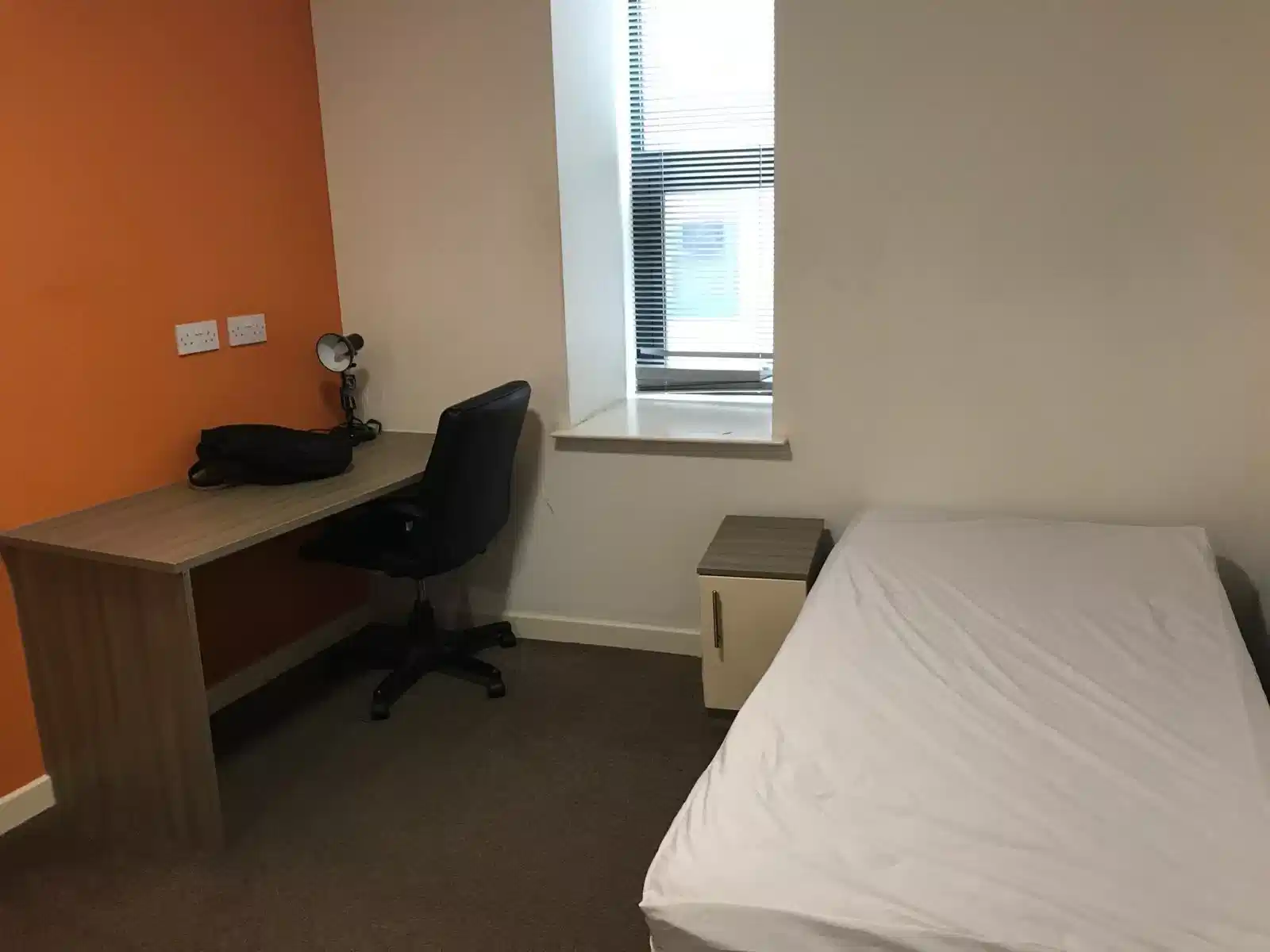 Premium Studio - Single - Bedroom