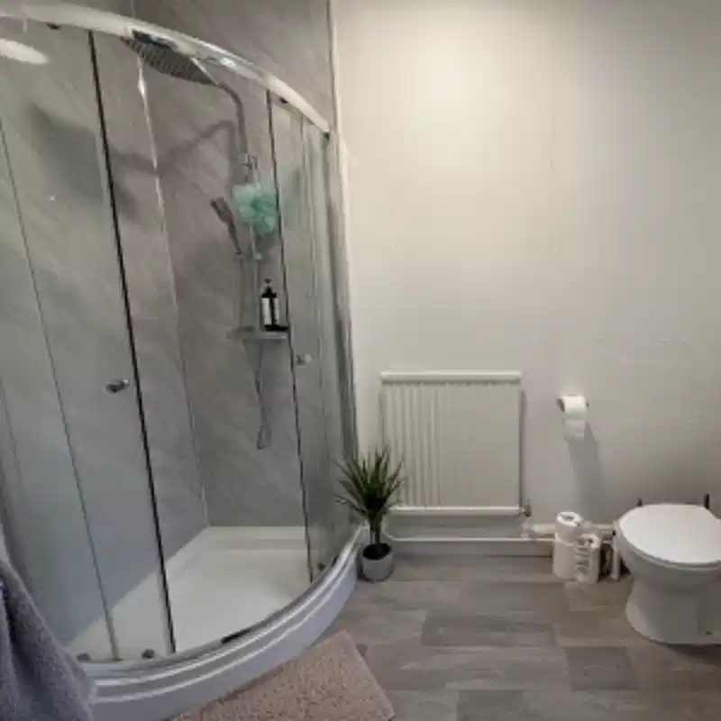 Studio | 12A - Bathroom