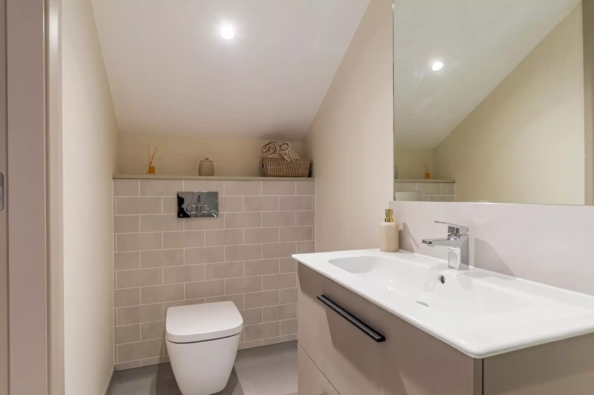 Premium Plus Studio - Bathroom