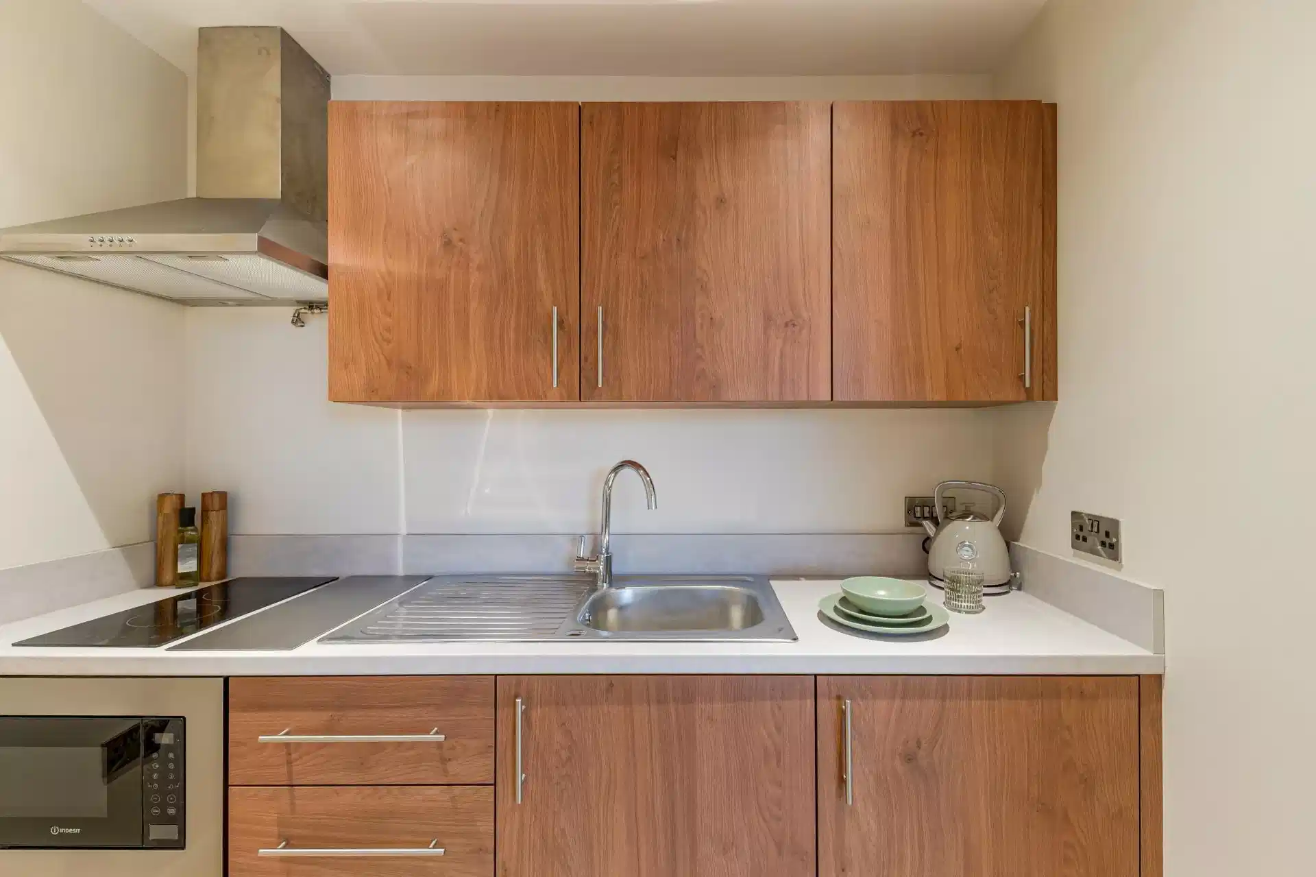 Premium Plus Studio - Kitchen