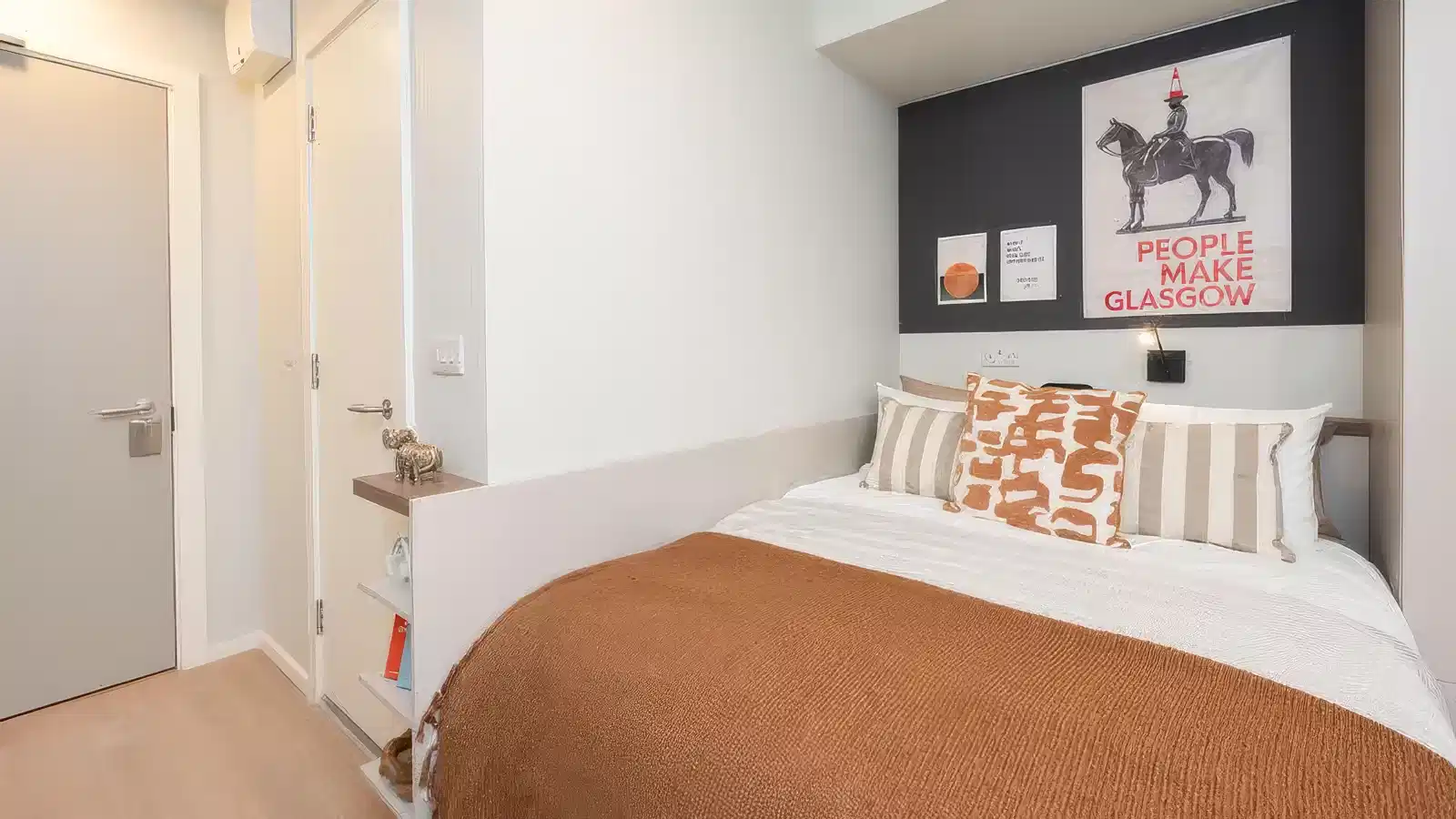 Classic Studio - Bedroom
