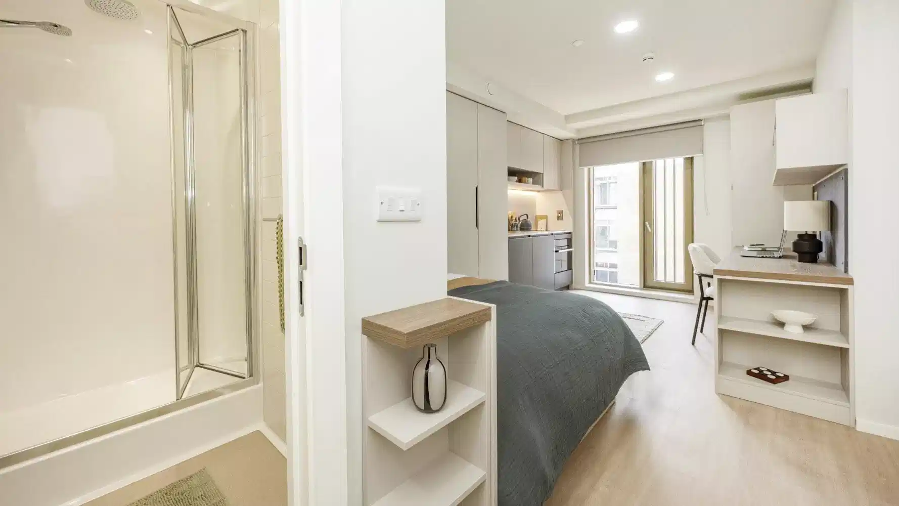 Classic Studio Plus - Bedroom