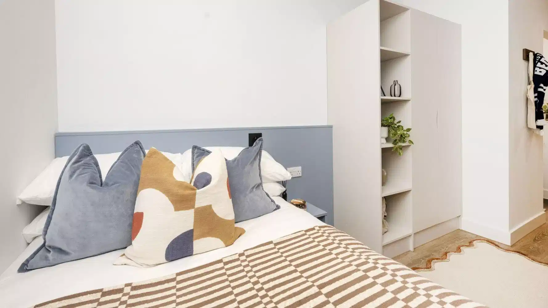 Classic Ensuite - Bedroom