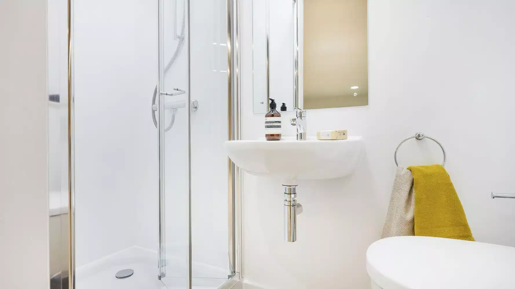 Classic Ensuite - Bathroom
