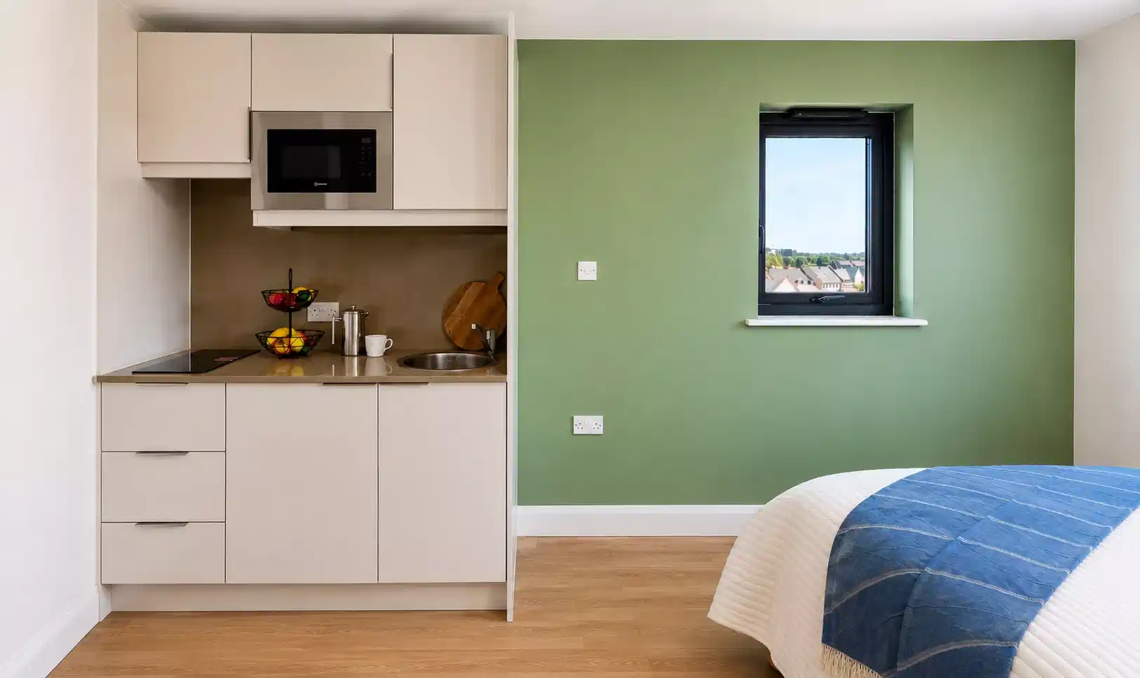 Platinum Studio - Bedroom