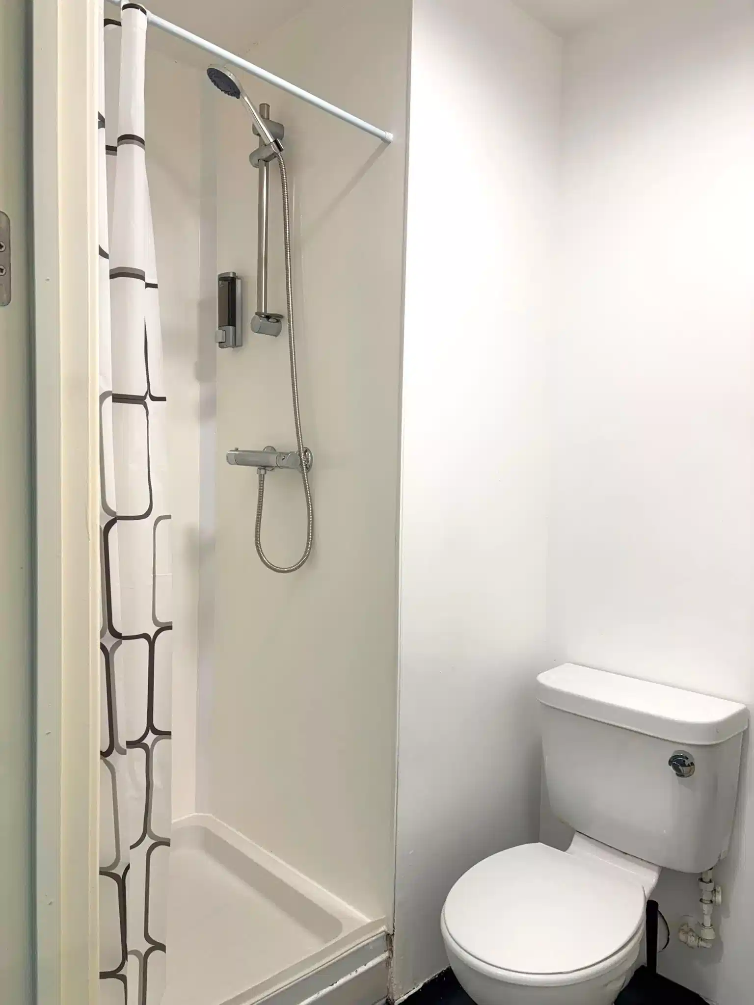 5 Bed Cluster Ensuite - Amenities