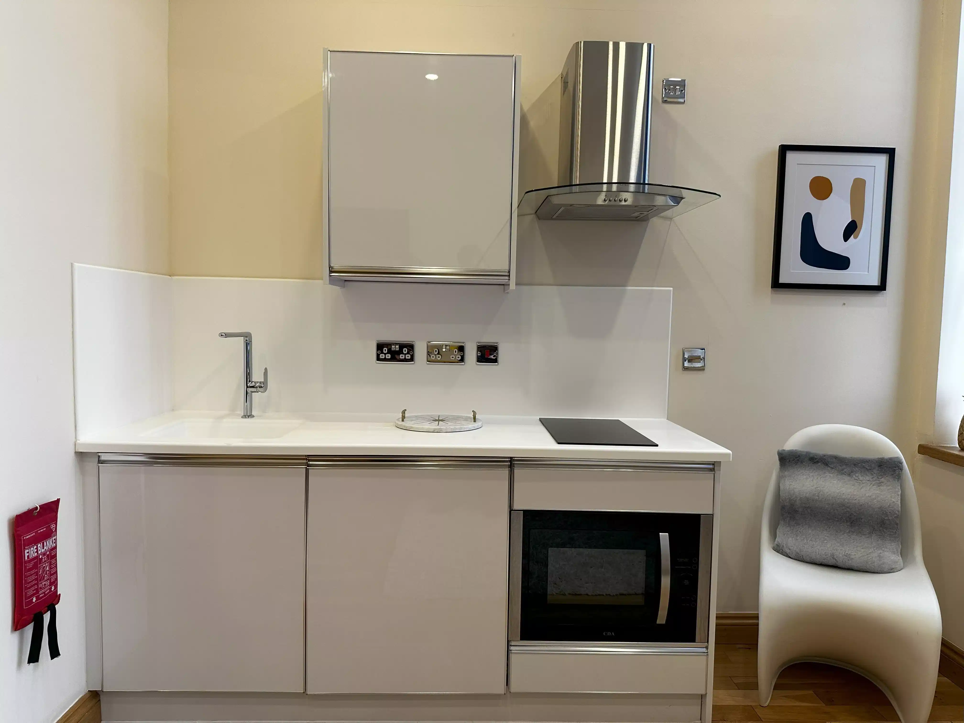 Premier Deluxe Studio - Kitchen