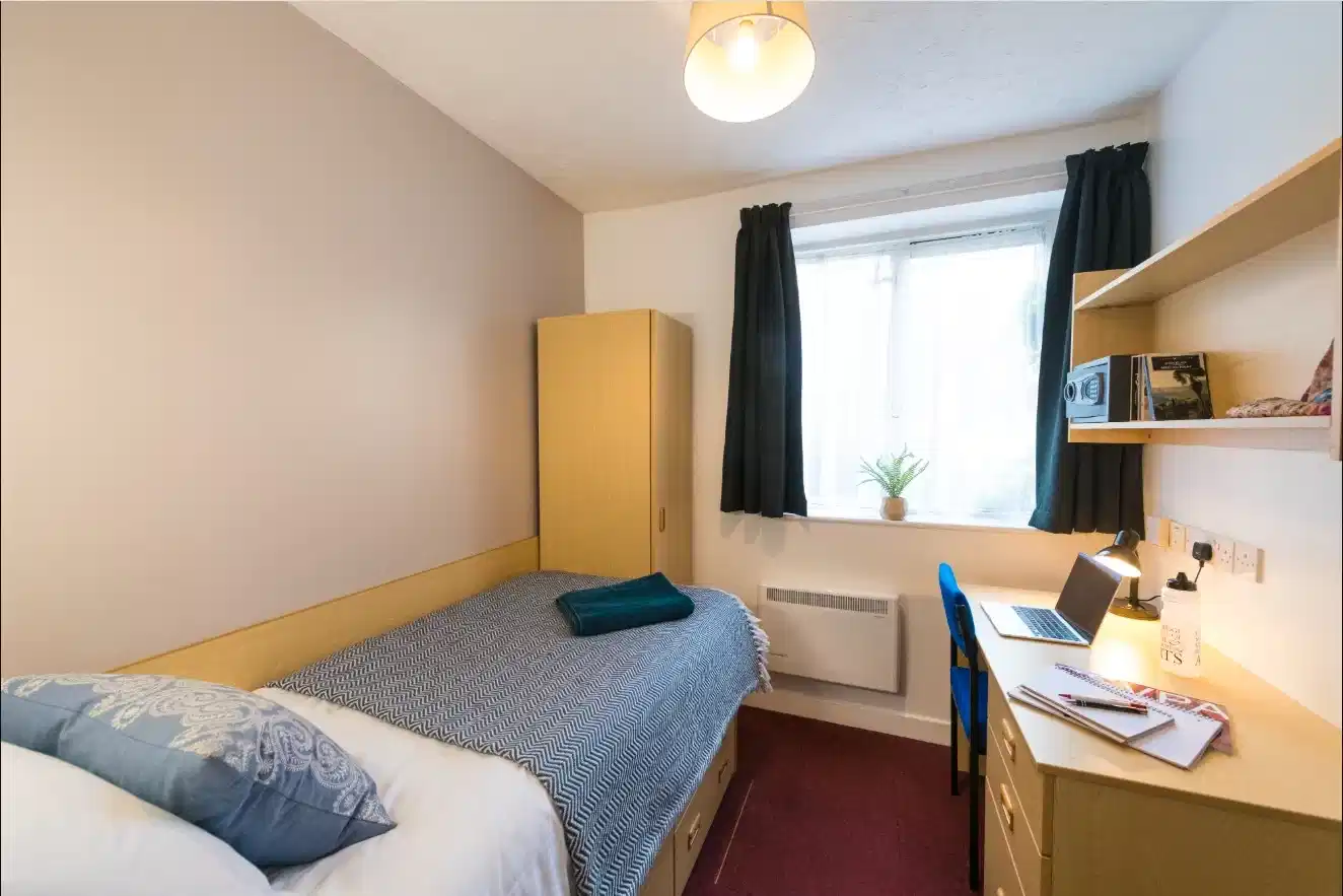 Ensuite Room - Bedroom