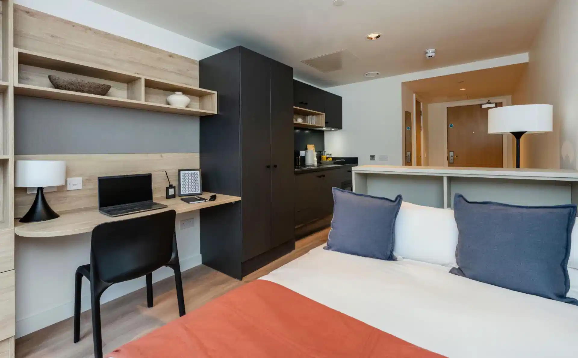 Standard Studio - Bedroom