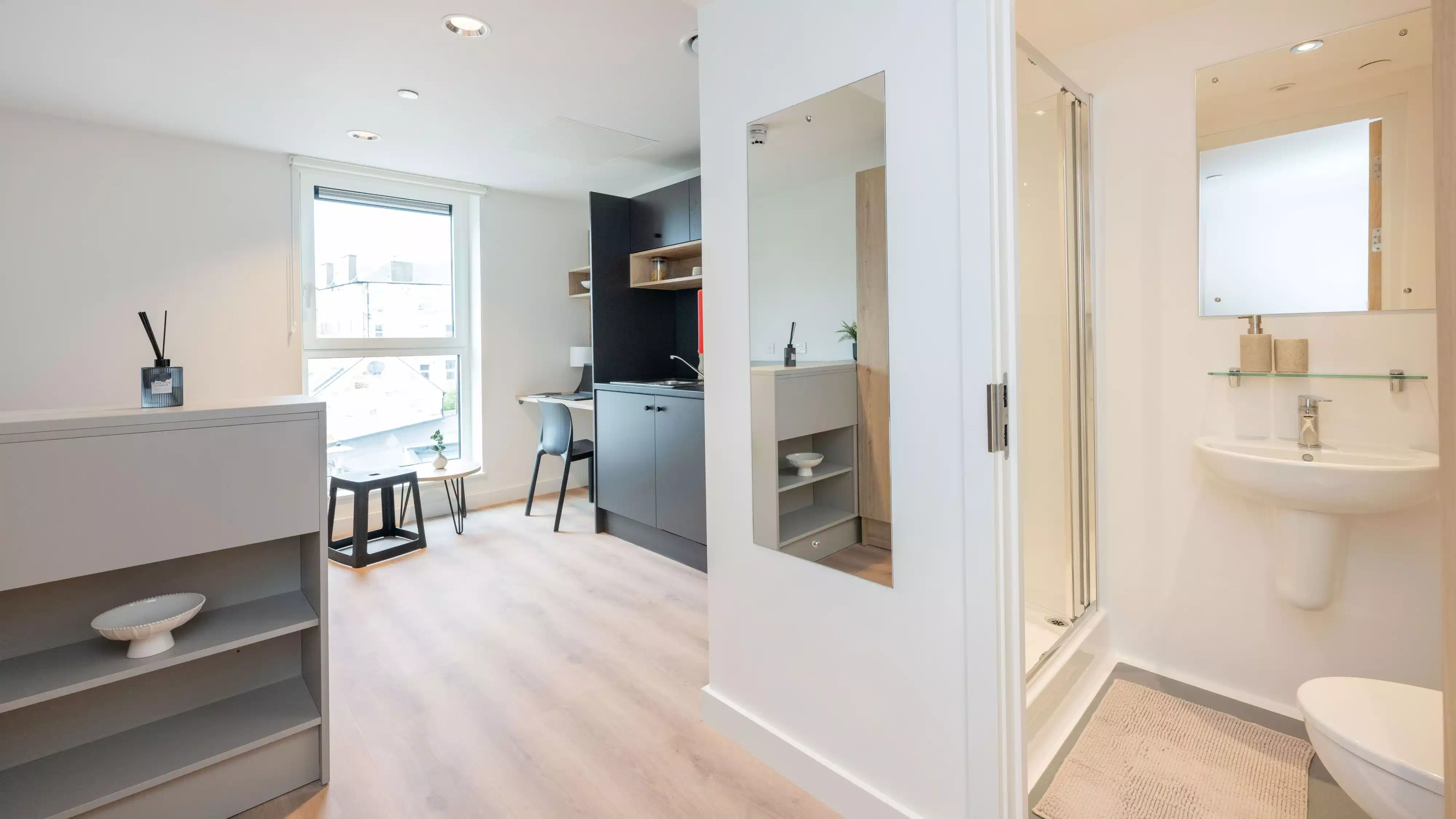 Classic Studio - Bathroom