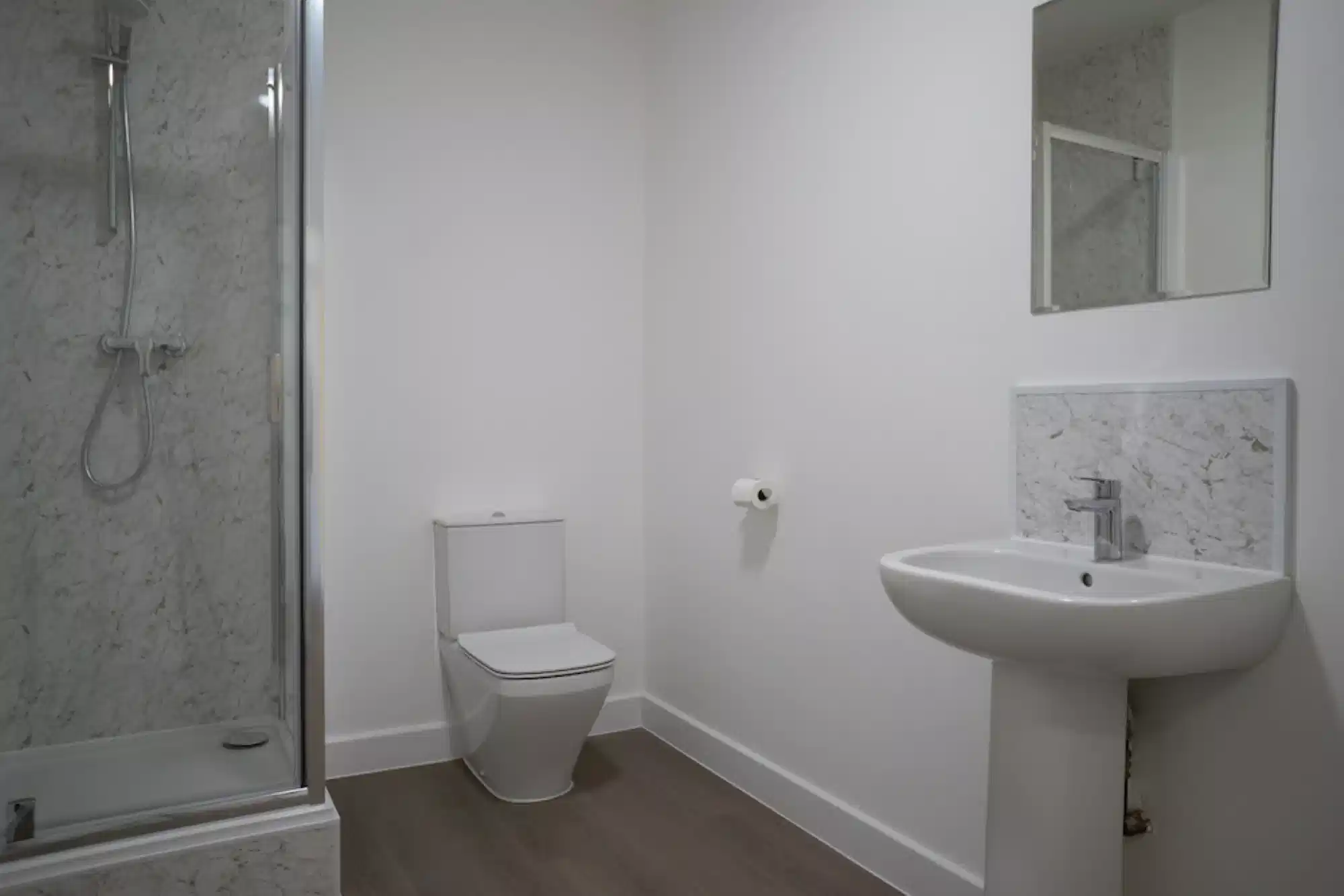 7 Bedroom House - Bathroom