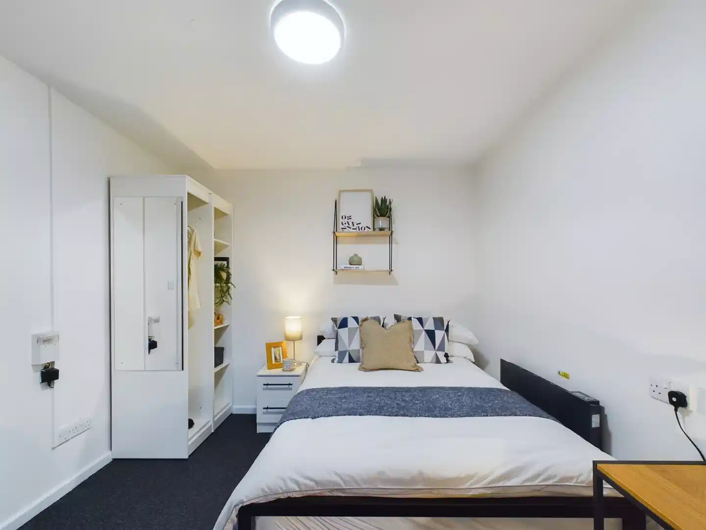 4 Bedroom House - Bedroom