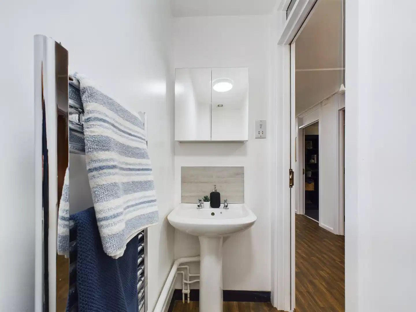 4 Bedroom House - Bathroom