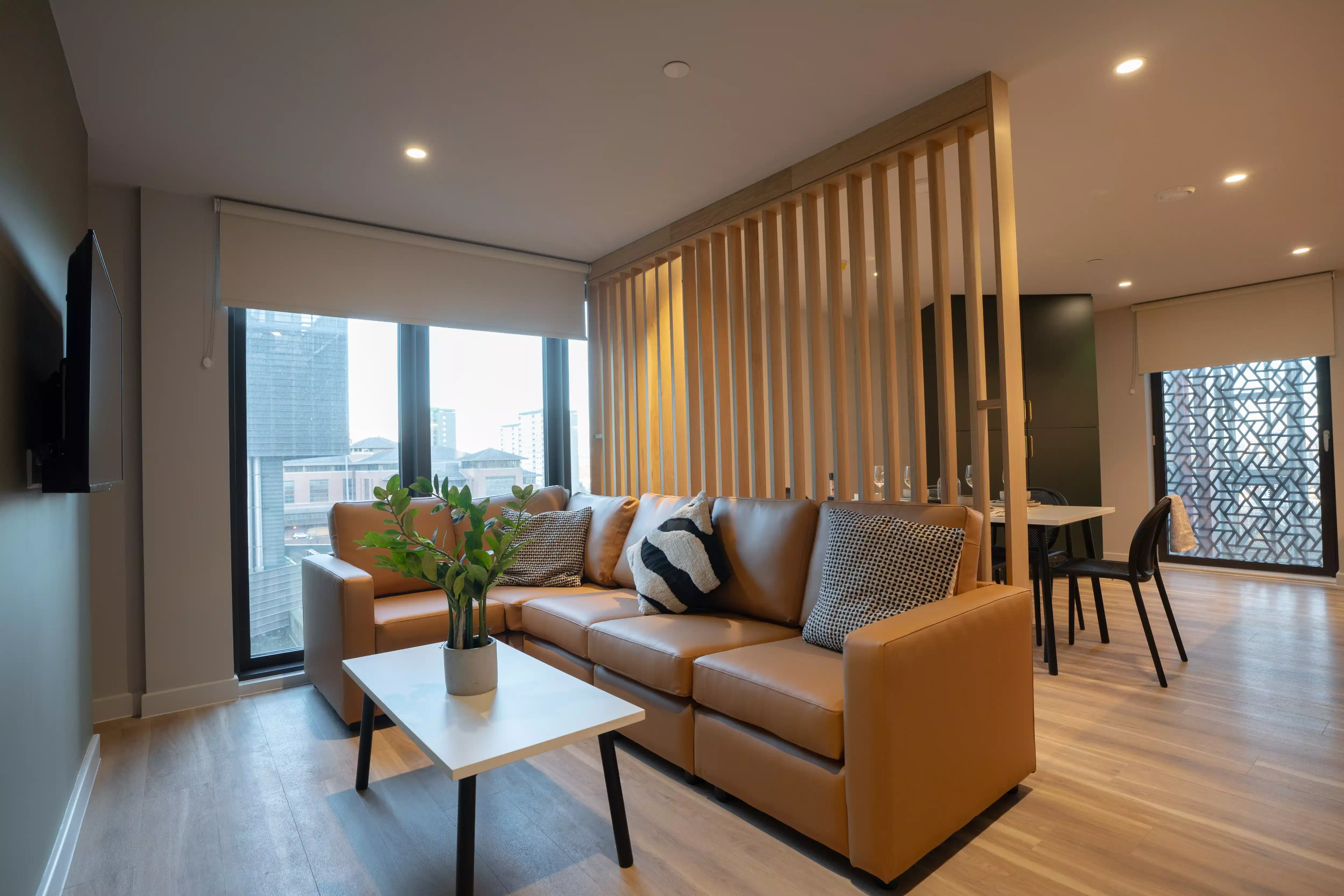 Classic Ensuite - Common Area