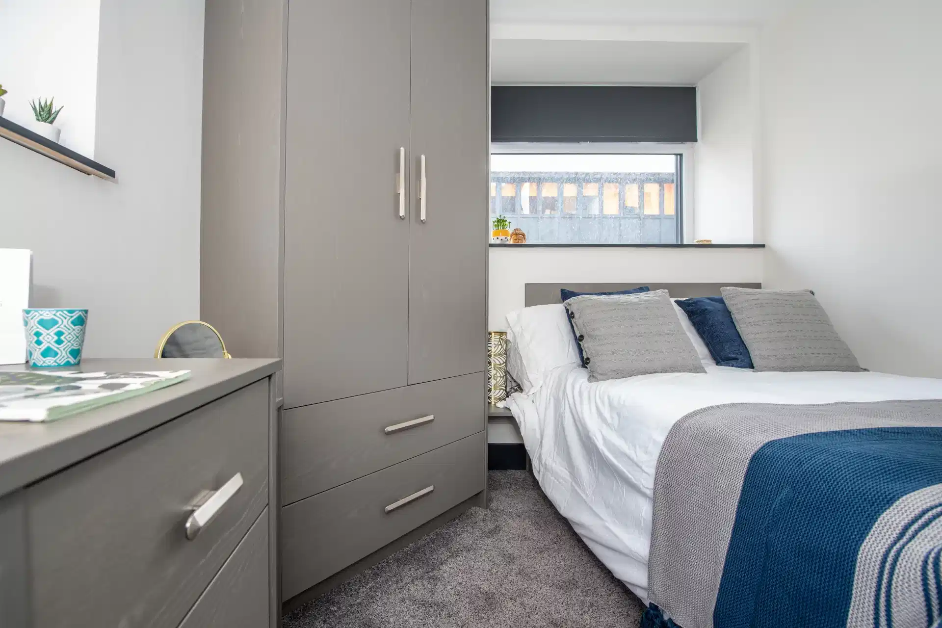 6 Bedroom House - Bedroom