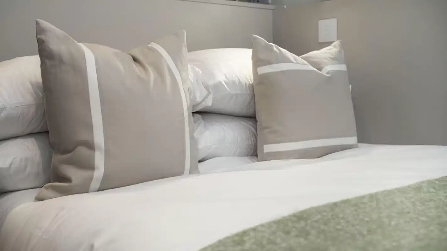 Premium Ensuite - Bedroom