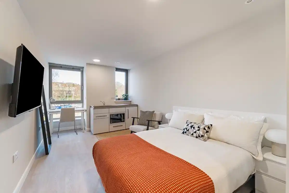 Premium - Bedroom