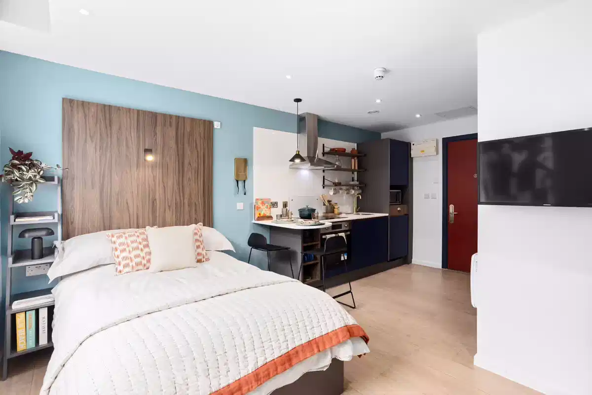 Premium Studio - Bedroom