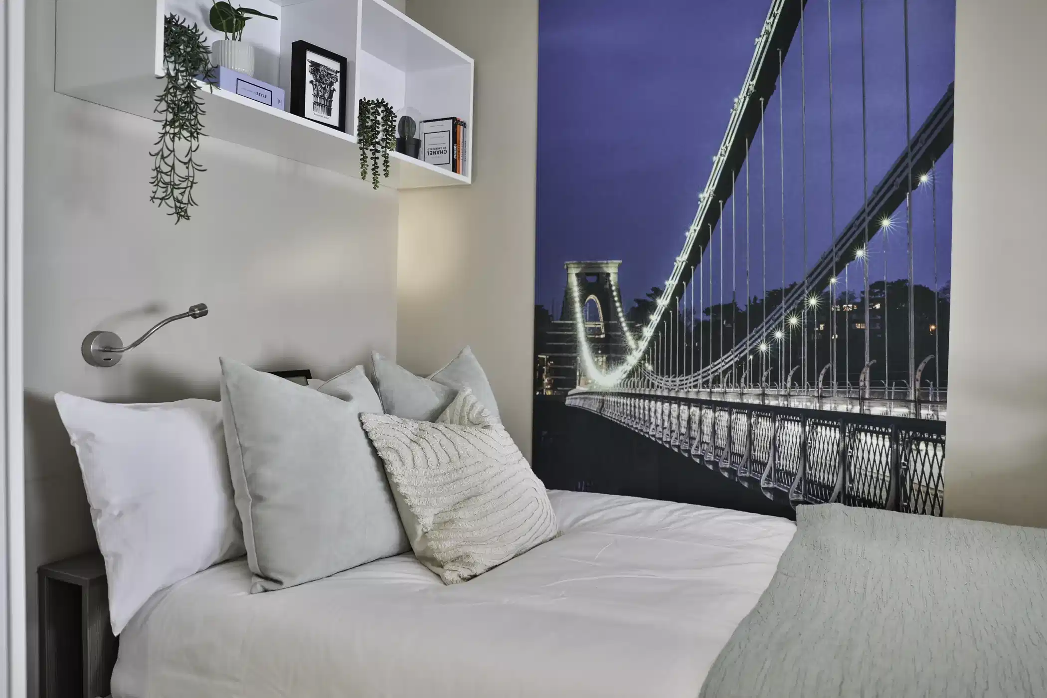 Classic Duplex - Bedroom