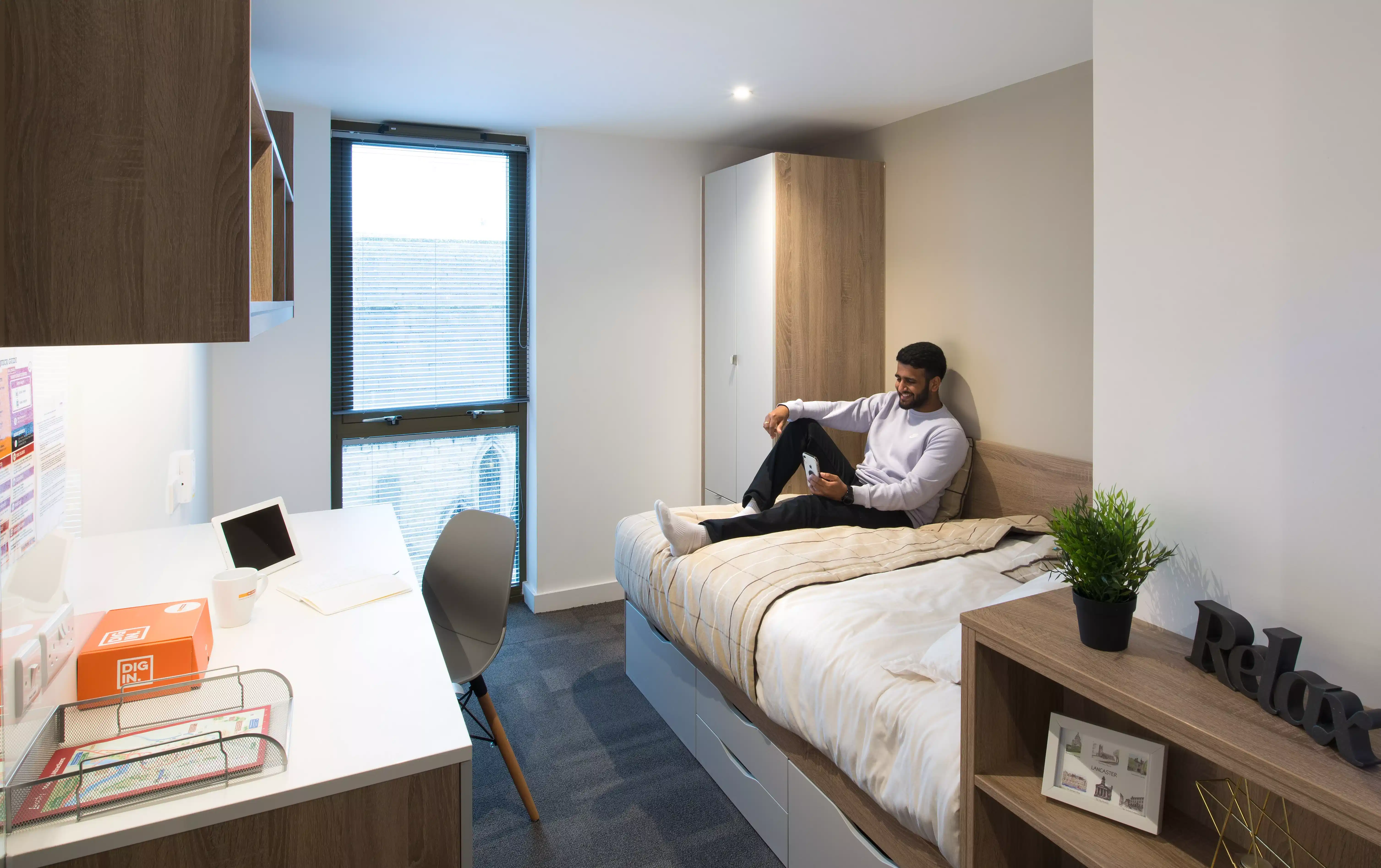 Superior Single Ensuite - Bedroom