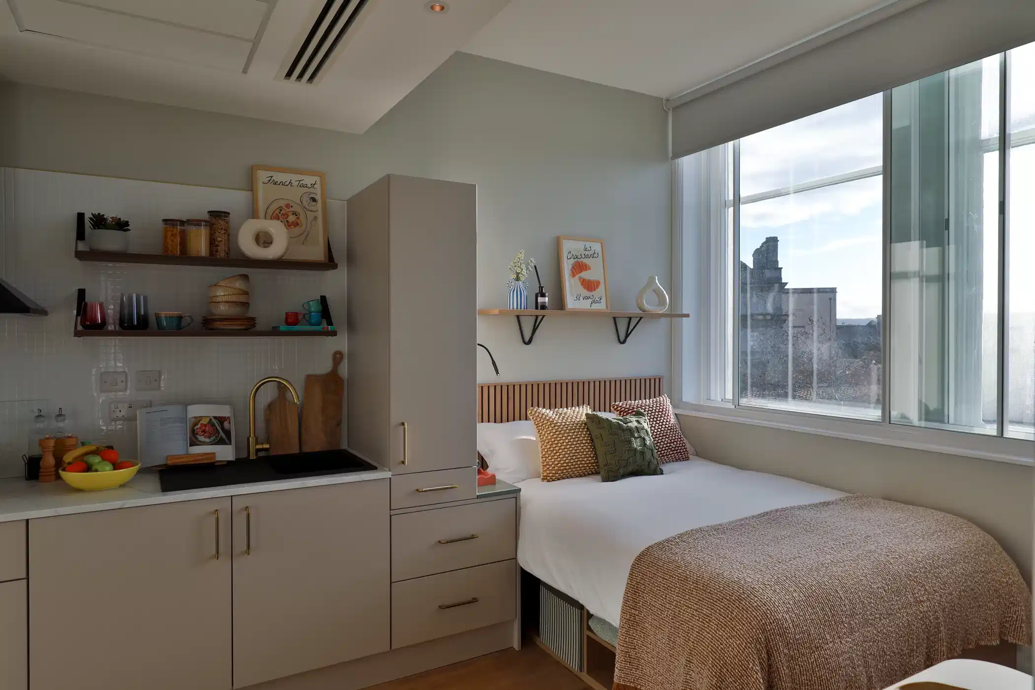 Premium Studio - Kitchen