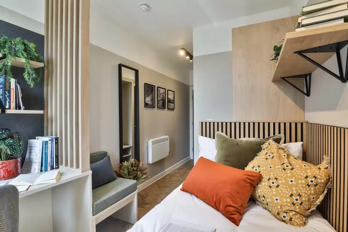 Premium 4 Bed Apartment - Bedroom