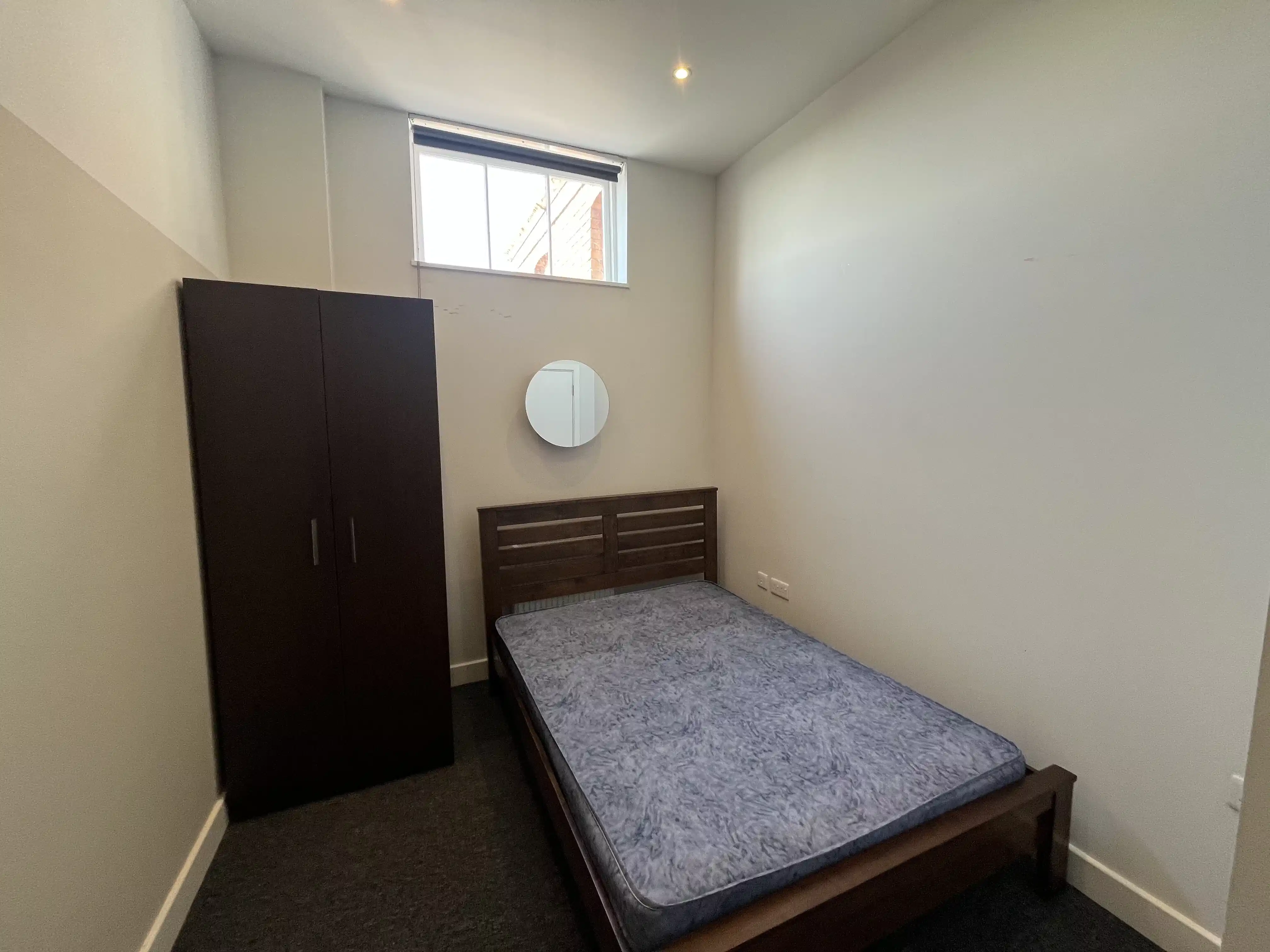 Classic 1 Bed Apartment - Bedroom