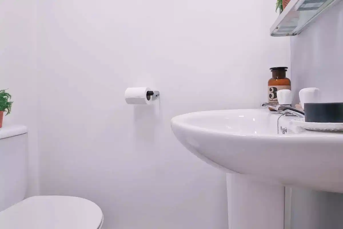 Classic Studio - Bathroom