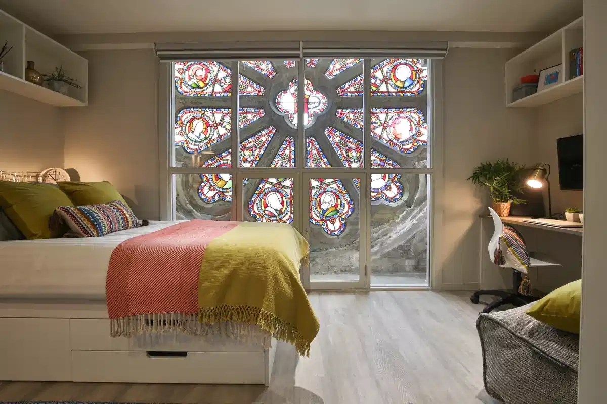 Heritage Studio - Bedroom