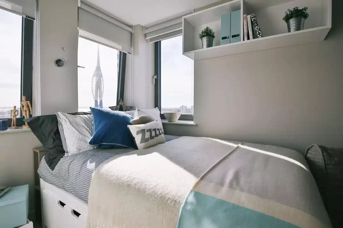 Classic Shared Apartment - Bedroom