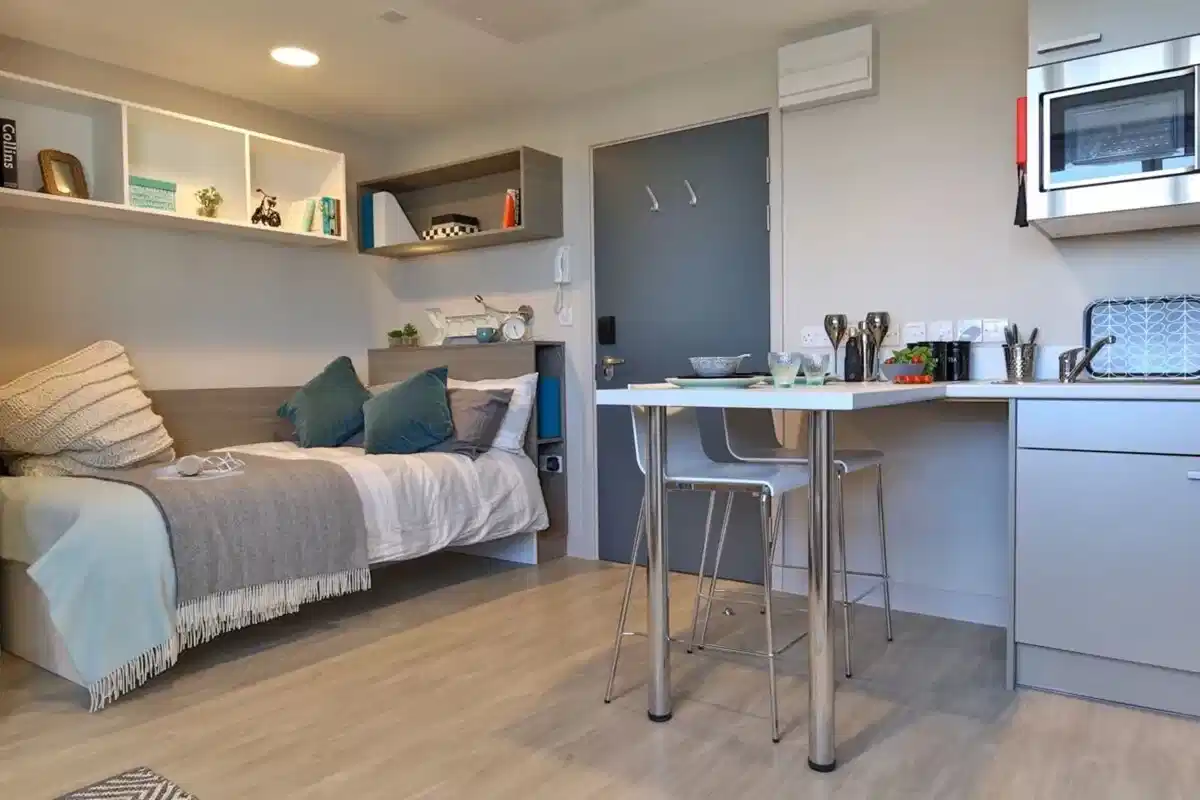 Classic Studio - Bedroom
