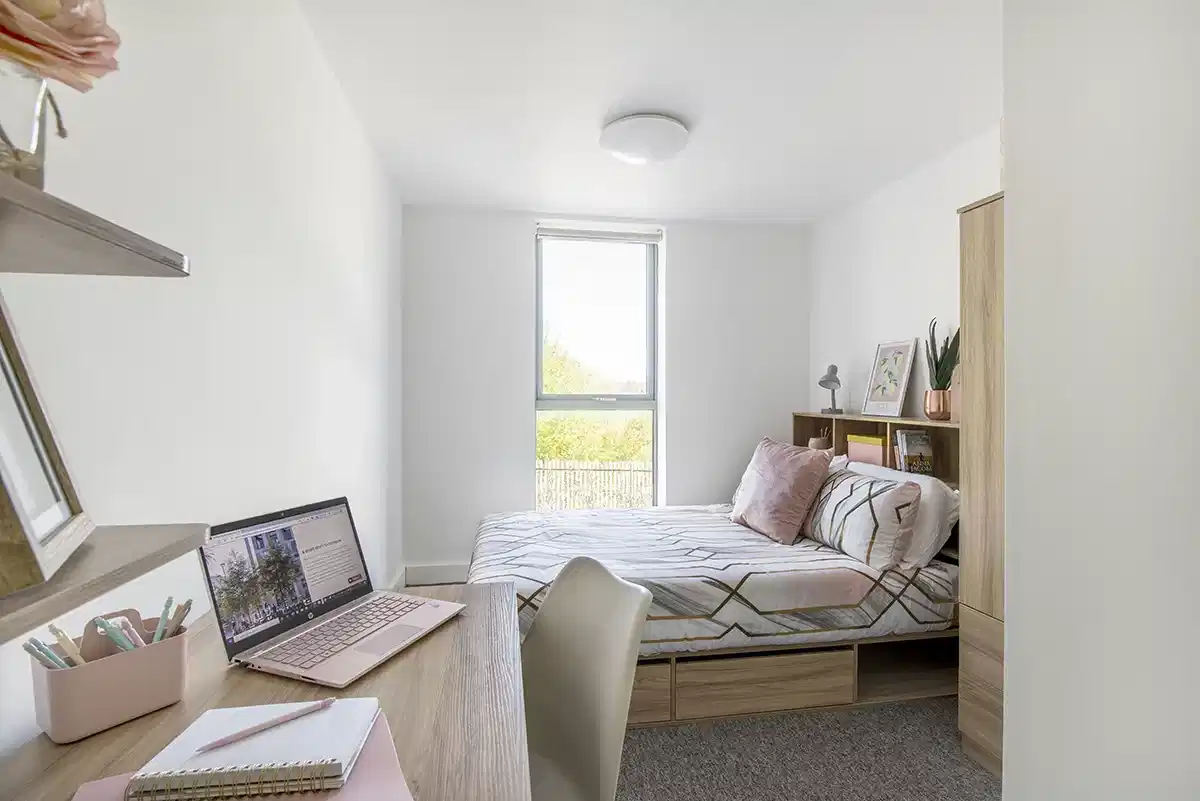Deluxe Ensuite - Amenities