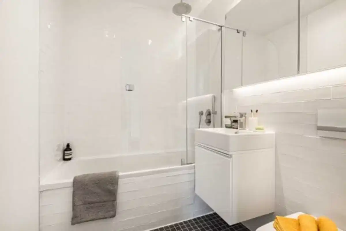 2 Bedroom Superior Flat  - Bathroom