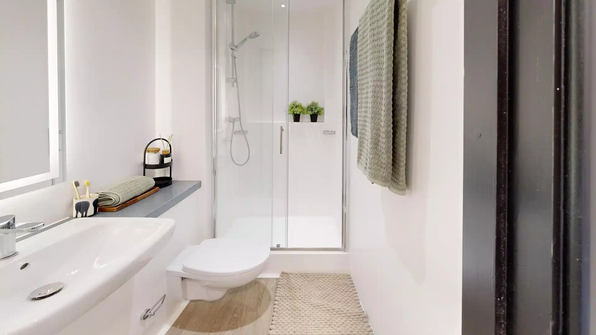 Deluxe Studio - Bathroom