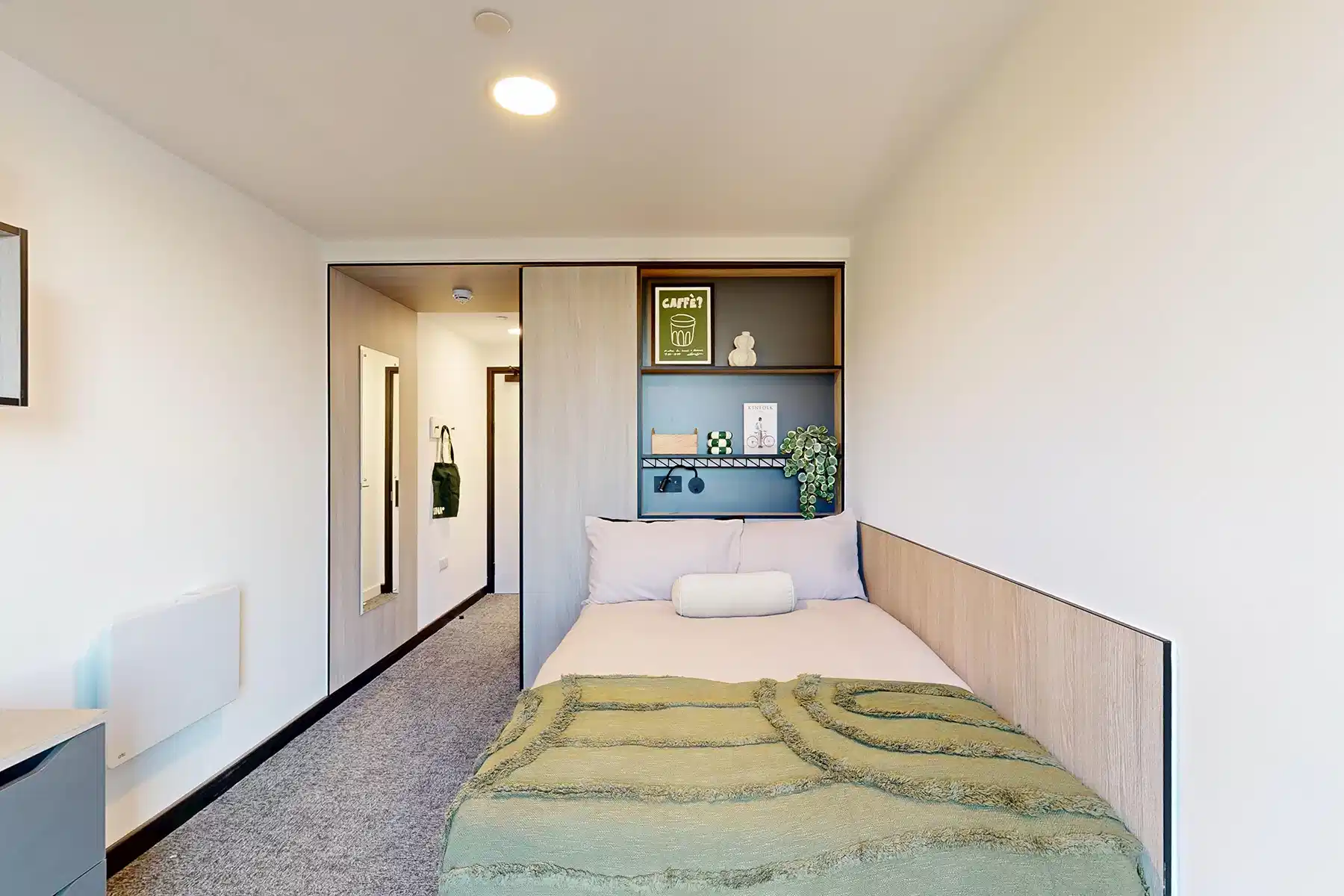 Premium Ensuite - Bedroom