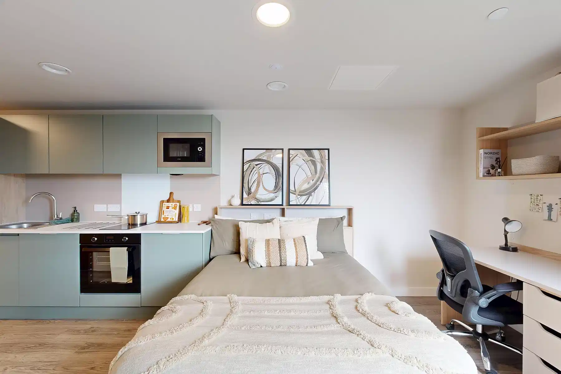 Deluxe Plus Studio - Bedroom