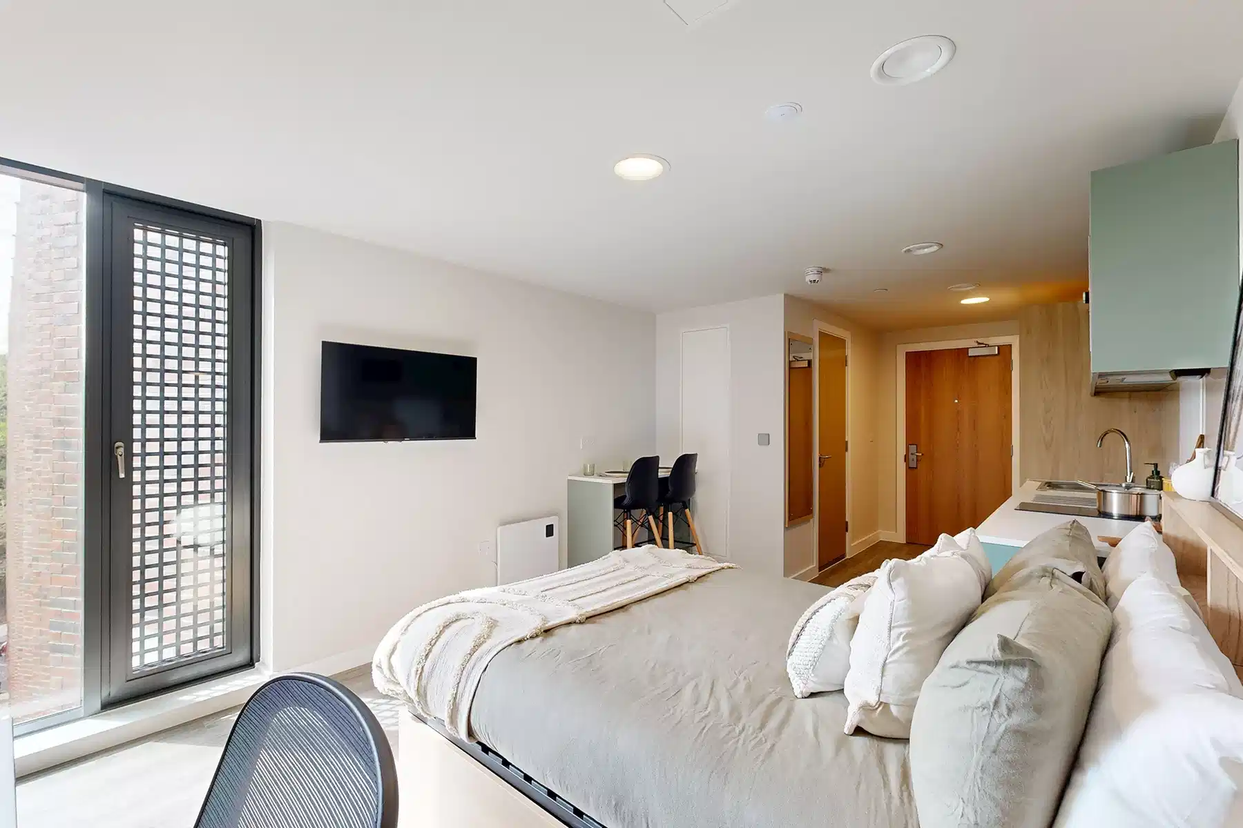 Deluxe Plus Studio - Bedroom