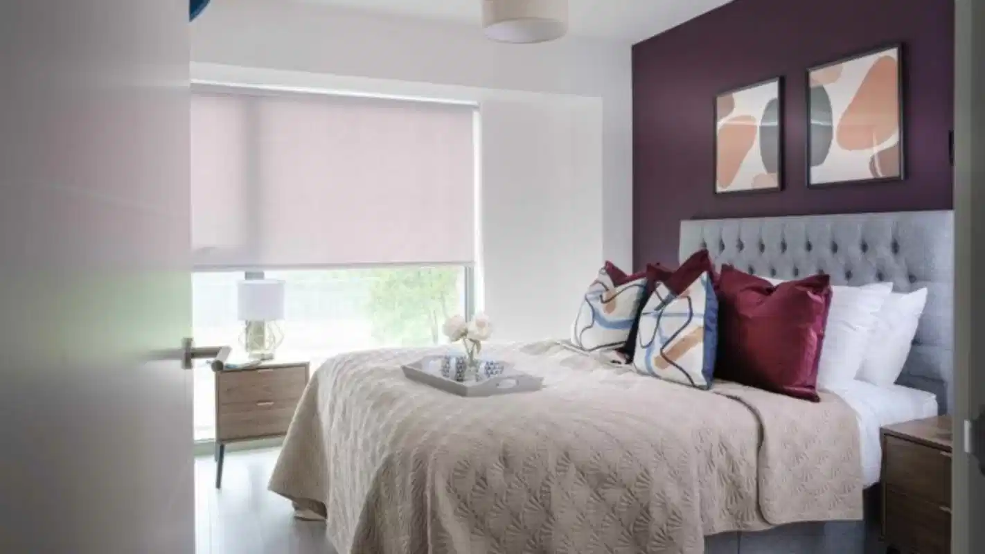 Studio - Bedroom